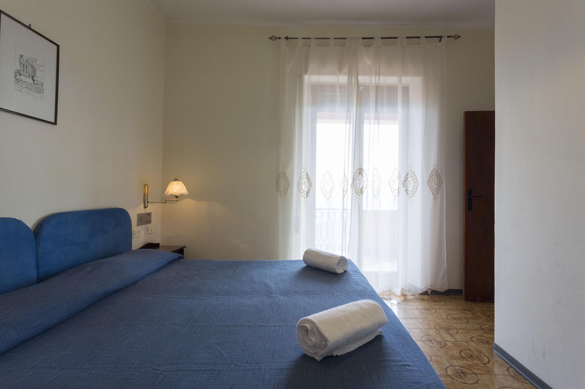 Hotel Sole Castello (Adults Only) Таормина Екстериор снимка
