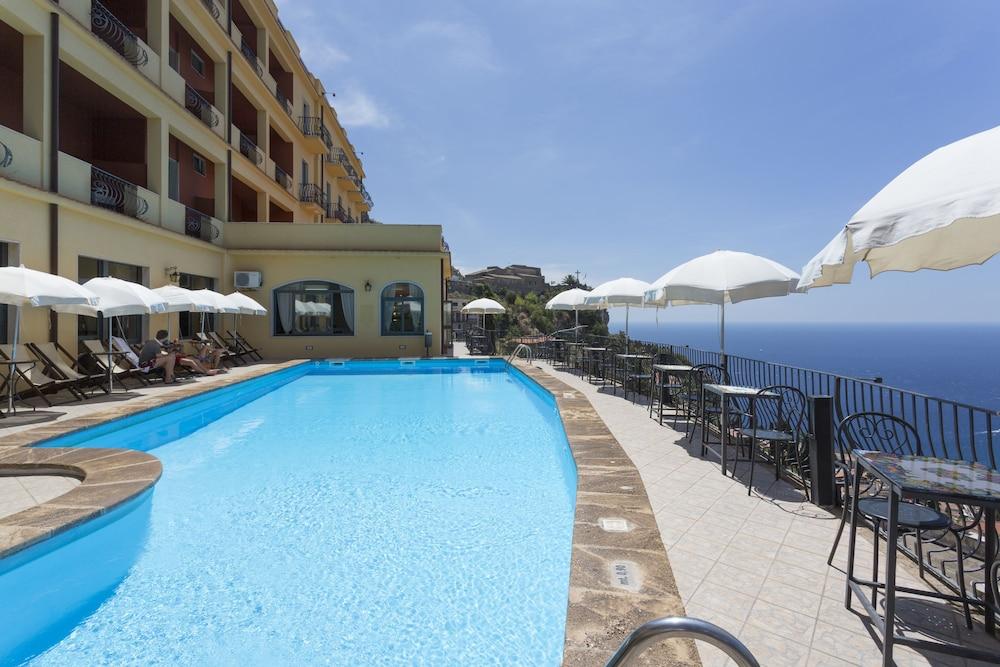 Hotel Sole Castello (Adults Only) Таормина Екстериор снимка