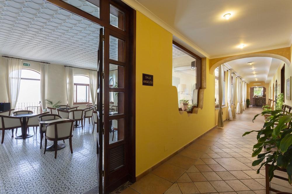 Hotel Sole Castello (Adults Only) Таормина Екстериор снимка