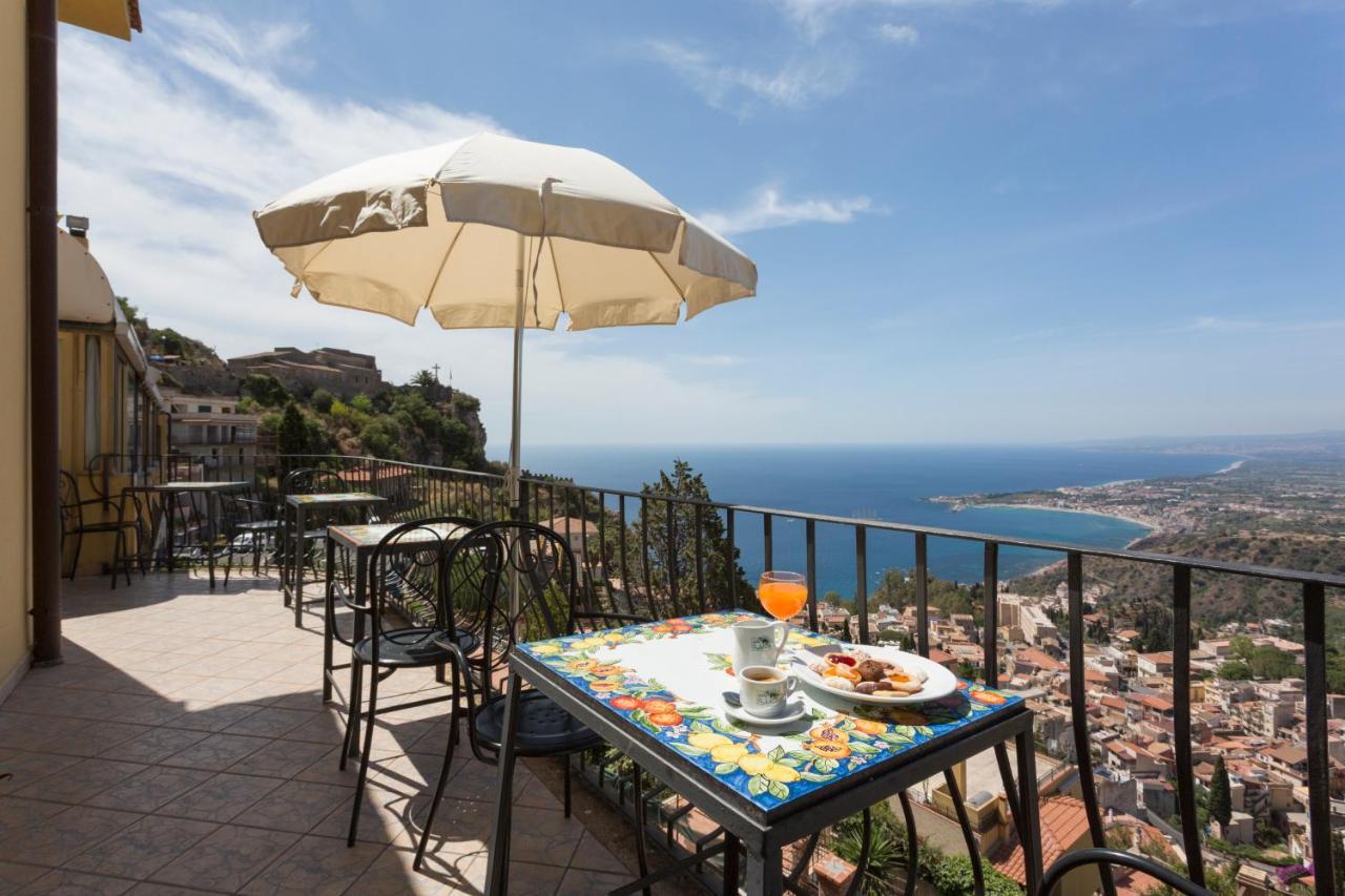 Hotel Sole Castello (Adults Only) Таормина Екстериор снимка