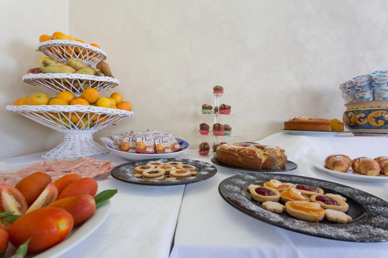 Hotel Sole Castello (Adults Only) Таормина Екстериор снимка