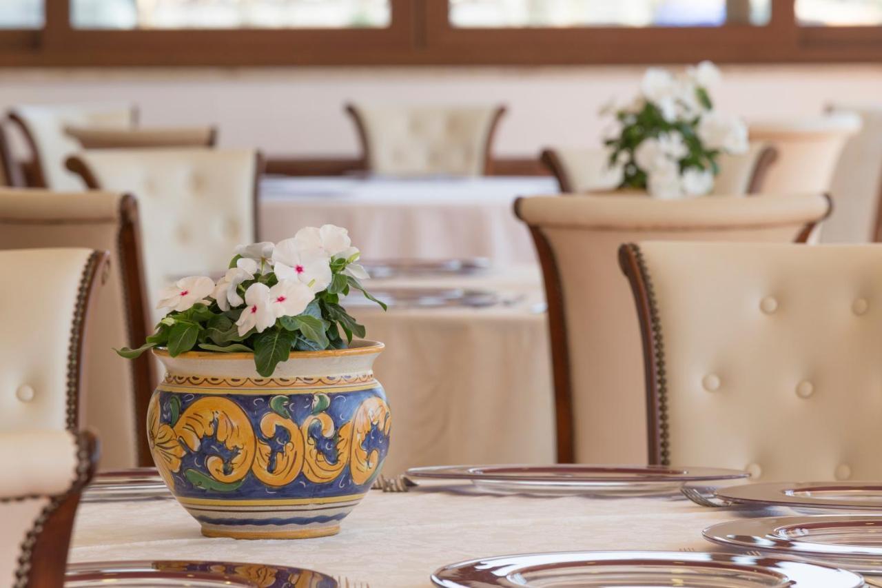 Hotel Sole Castello (Adults Only) Таормина Екстериор снимка