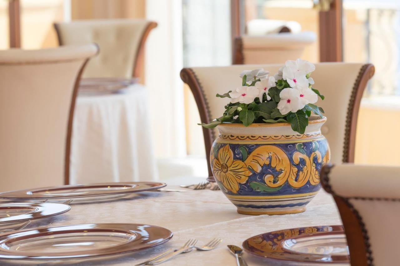 Hotel Sole Castello (Adults Only) Таормина Екстериор снимка