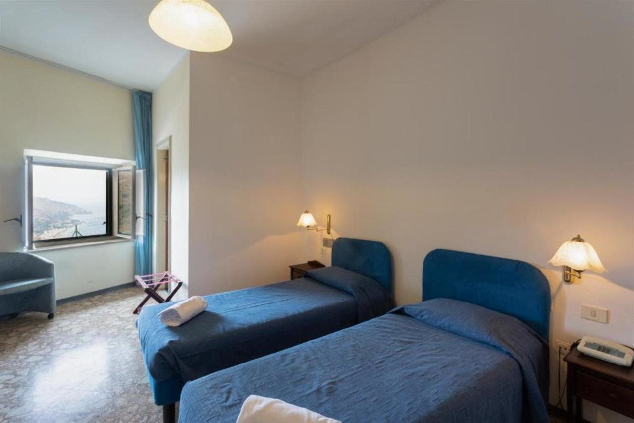 Hotel Sole Castello (Adults Only) Таормина Екстериор снимка